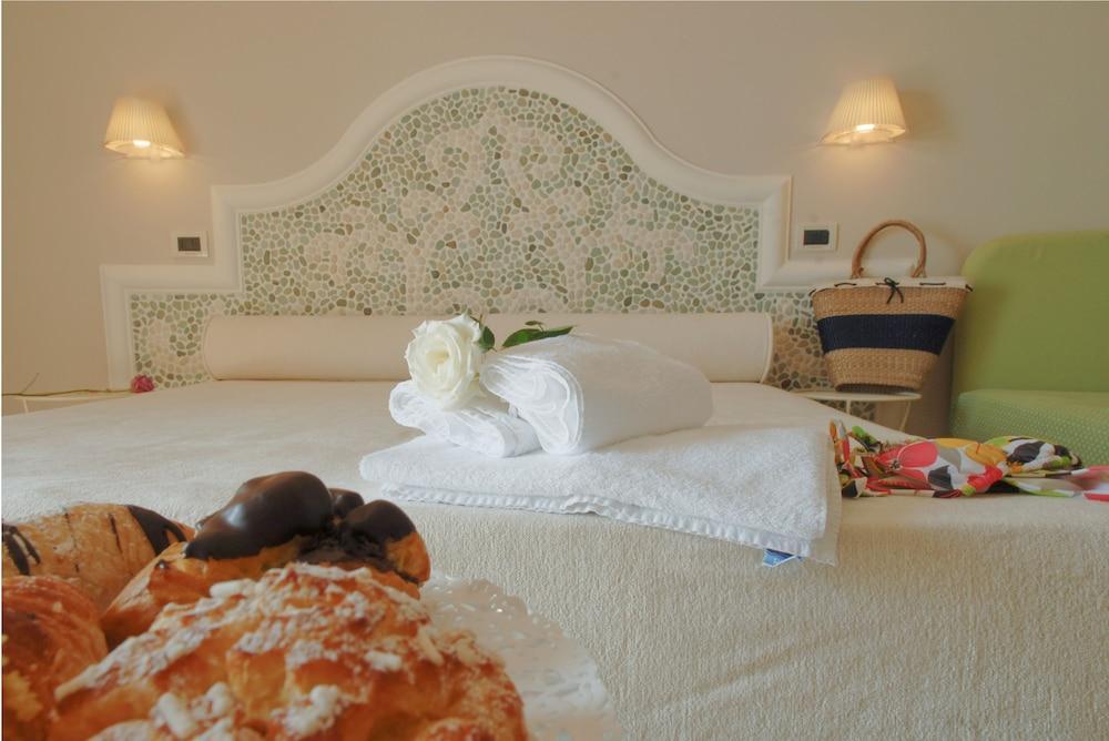 Hotel Dino San Benedetto del Tronto Exterior photo
